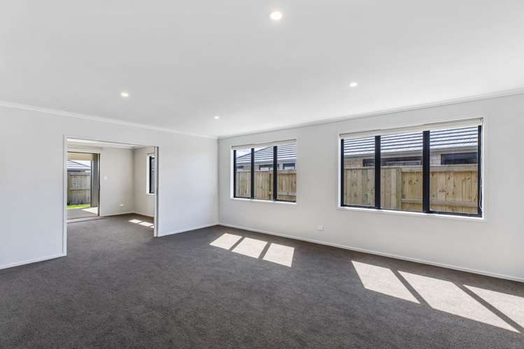 8 Rotomanu Place Pyes Pa_9