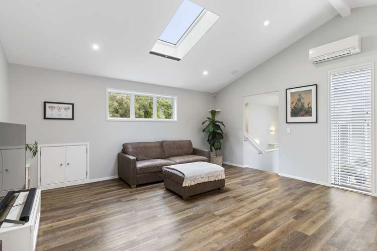 35b Taurus Crescent Beach Haven_7