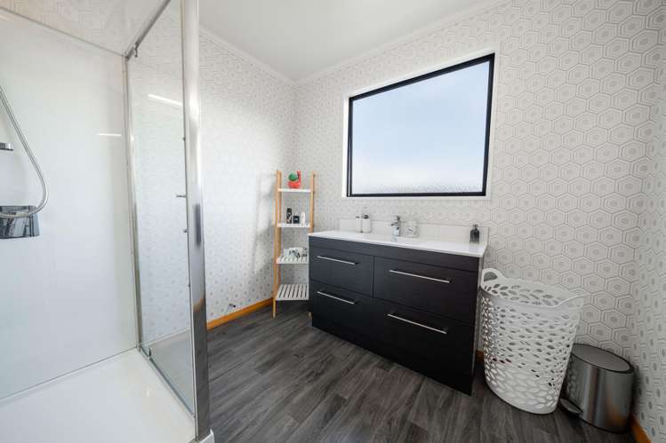 148 Gladstone Terrace Gladstone_21