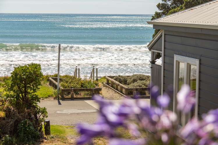 58 Jetty Road Castlepoint_14