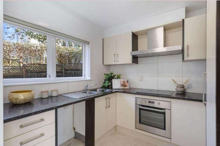 4/22A Shipherds Avenue Epsom_7