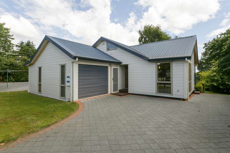 152 State Highway One Waitahanui_18