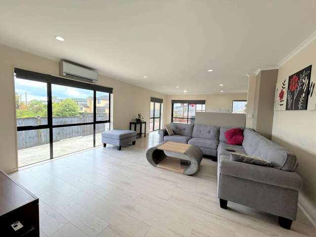 82 Tiverton Road New Windsor_2