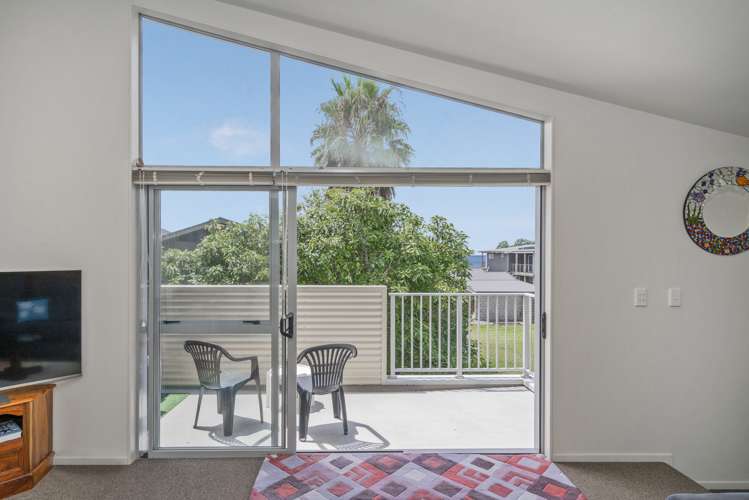 11/18 Eyre Street Whitianga_13
