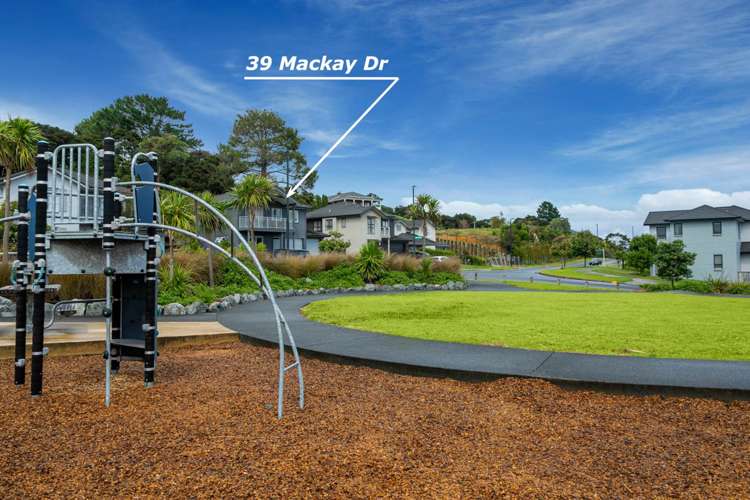 39 Mackay Drive Greenhithe_21