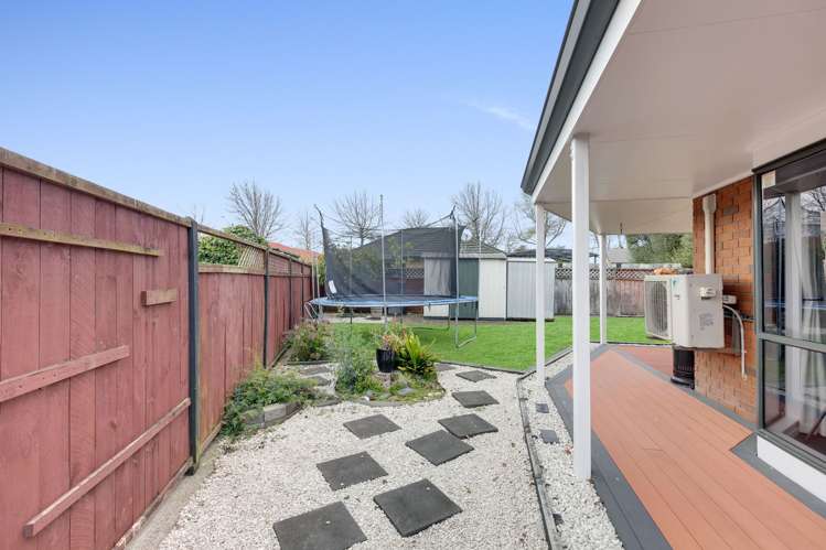 6 Fencourt Place Rototuna North_24