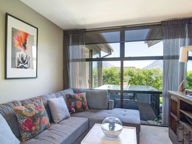 2 Skye Lane Jacks Point_11