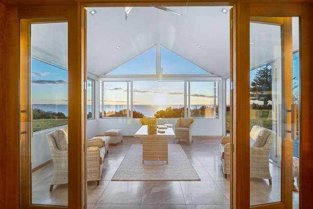 THE PINNACLE OF COASTAL LUXURY