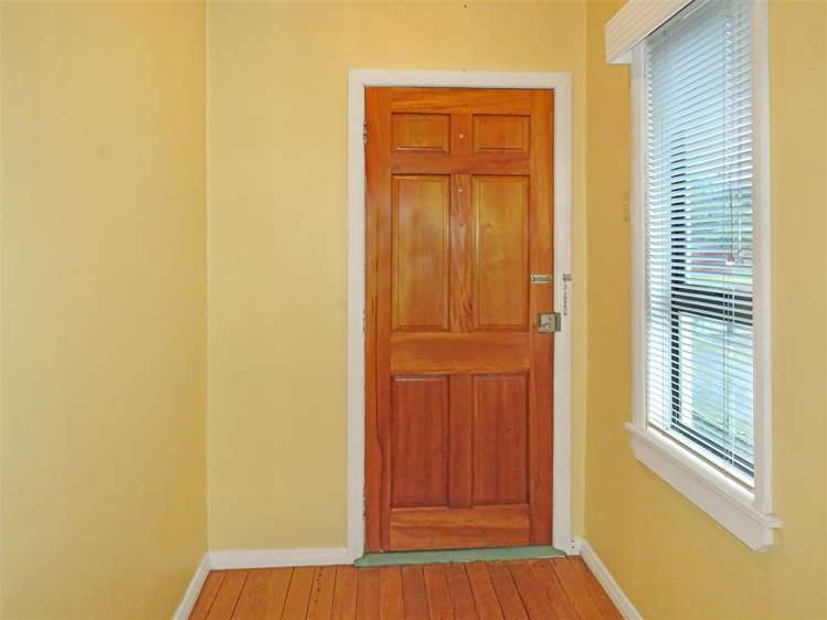 66 James Street_5