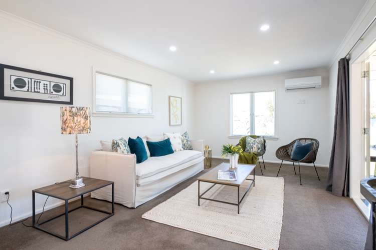 16 Tucker Lane Clive_15