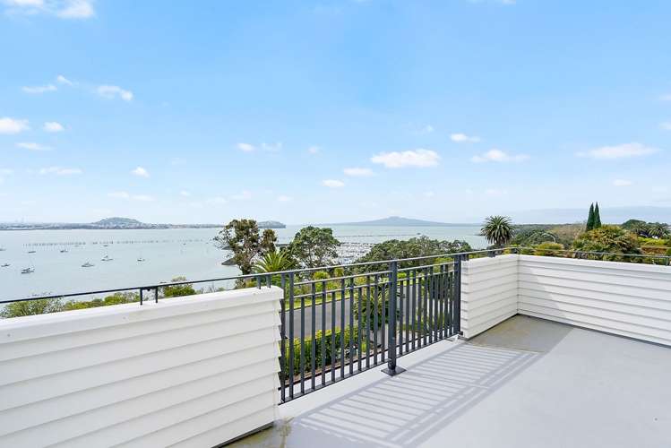 82 Paritai Drive Orakei_11