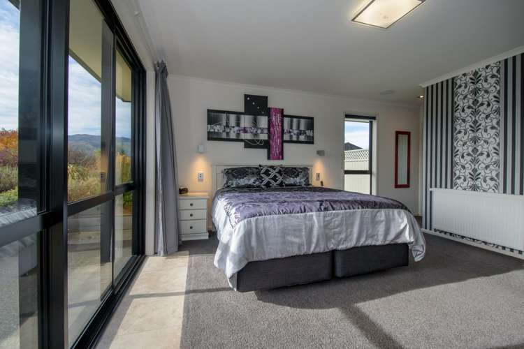 4 Riesling Way Cromwell_14