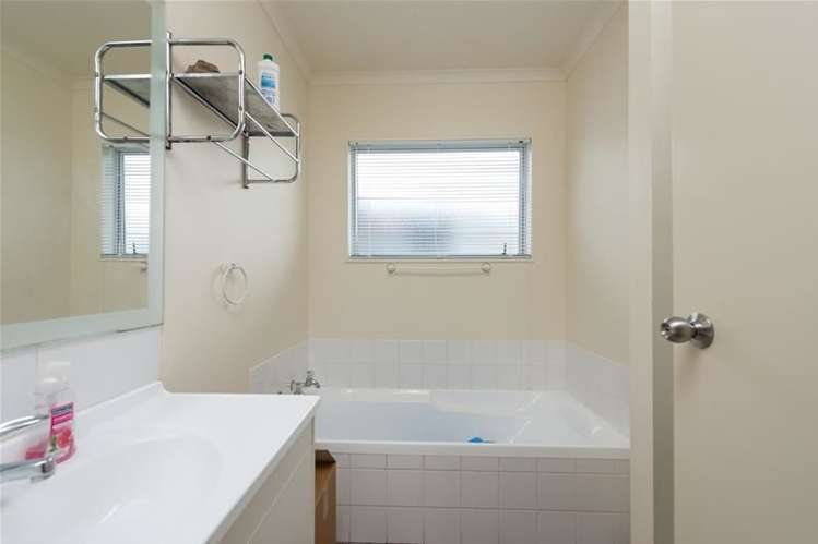 4 Kelvin Way Judea_10