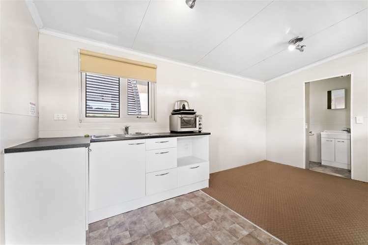 104 Awa Road Kumeu_29