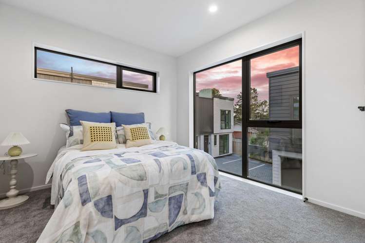 26 Crompton Road Massey_13