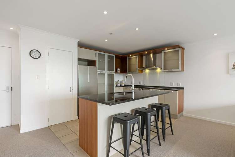 314/136 Marine Parade Mt Maunganui_13