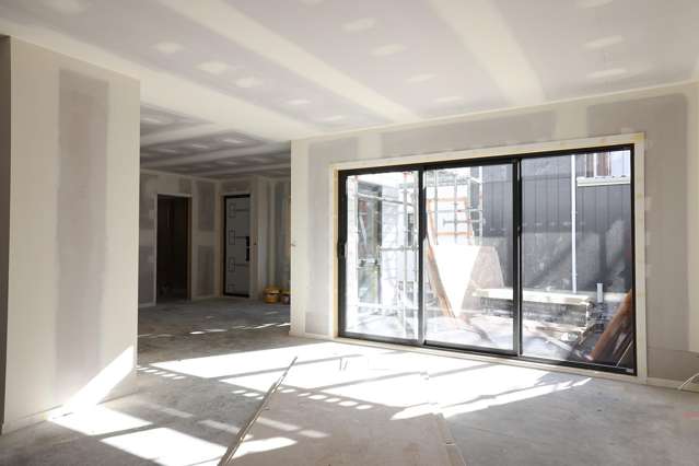 82-84 Gibbons Street Ebdentown_4