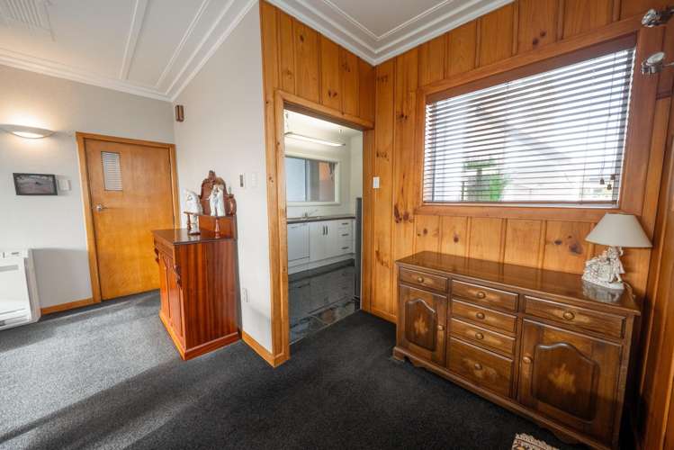 110 Chelmsford Street Windsor_28