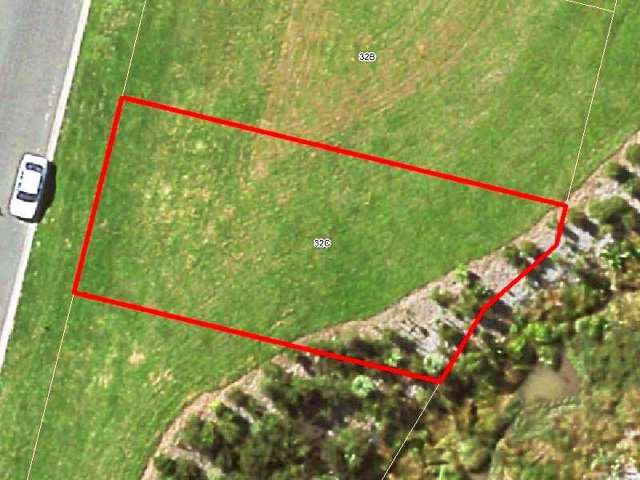 Prime Freehold Land in Vibrant Flat Bush!