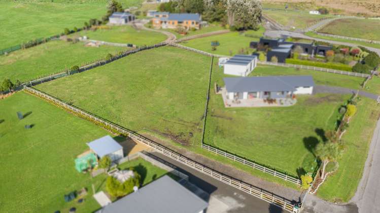 11 Grefor Lane Waitarere_3