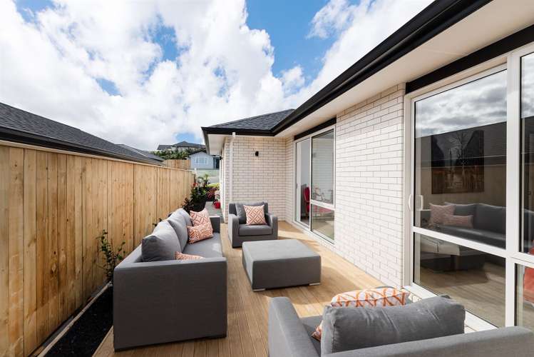 17 Boocock Crescent Orewa_17