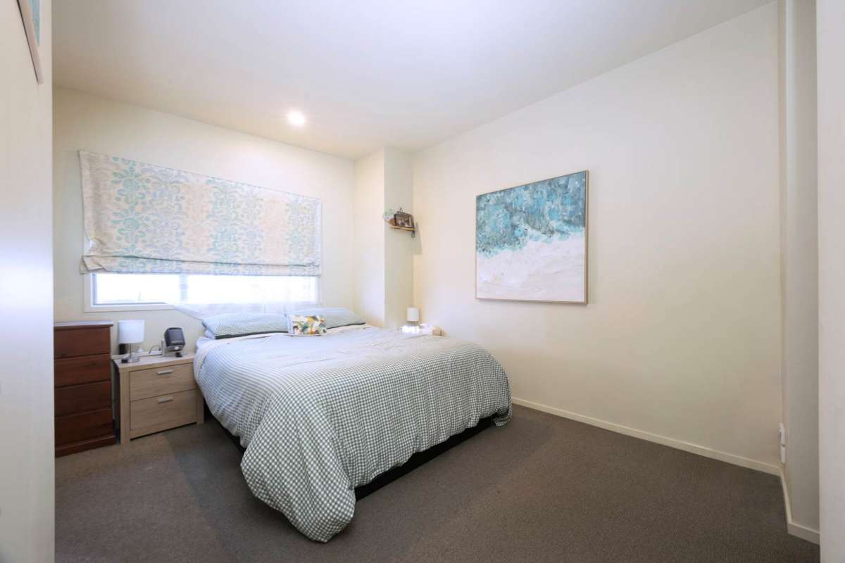 64/21 Hunters Park Drive_4