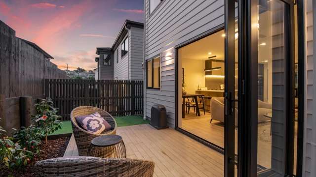 3/114 Saddleback Rise Murrays Bay_1