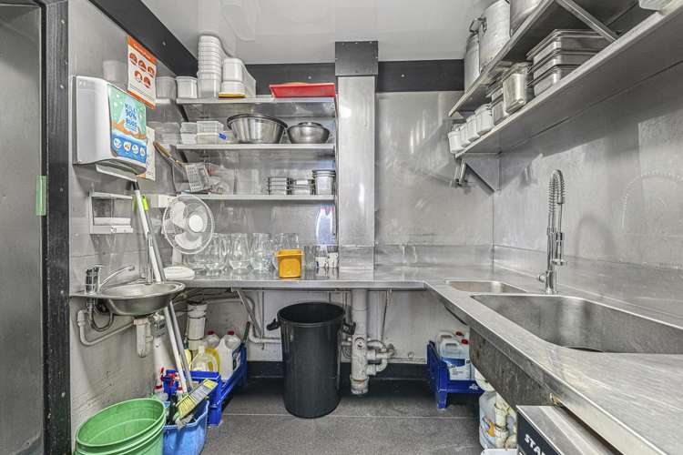 14 Gill Street New Plymouth Central_10