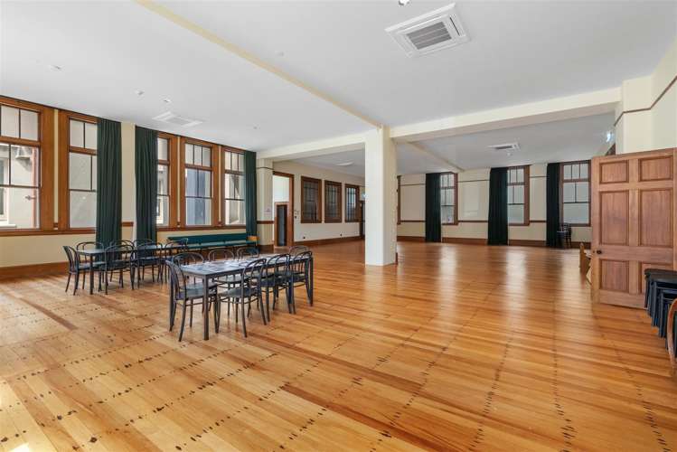 22-24 Erica Pabst Way Island Bay_16