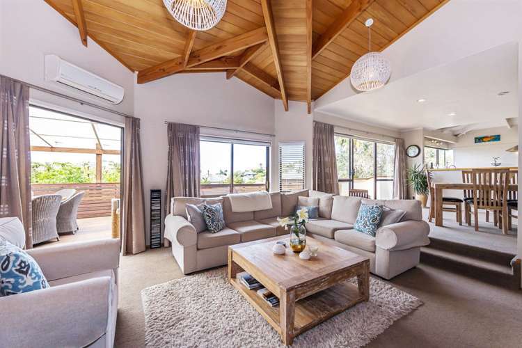 56 William Bayes Place Red Beach_2