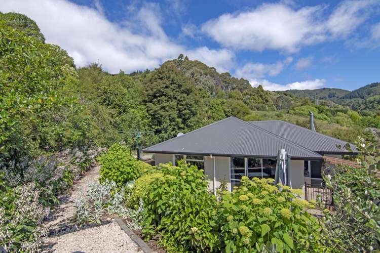 2 Skylark Rise Todds Valley_16