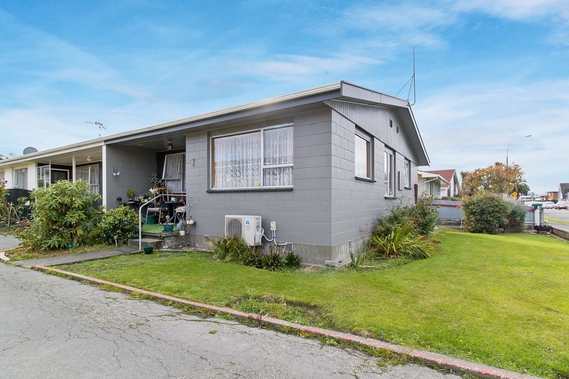 1/67 Ranui Avenue Waimataitai_0