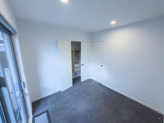 70 Hughs Way Flat Bush_1