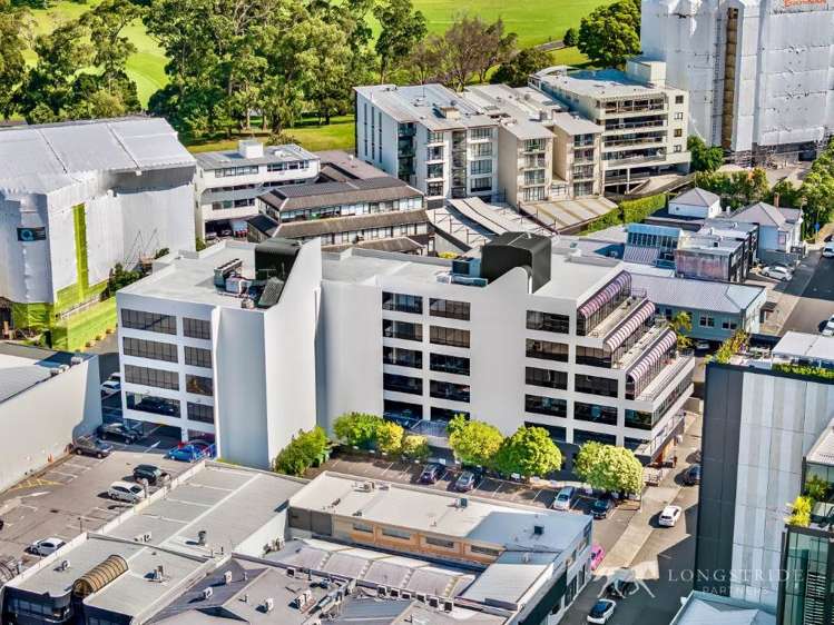 100 Carlton Gore Road Newmarket_7