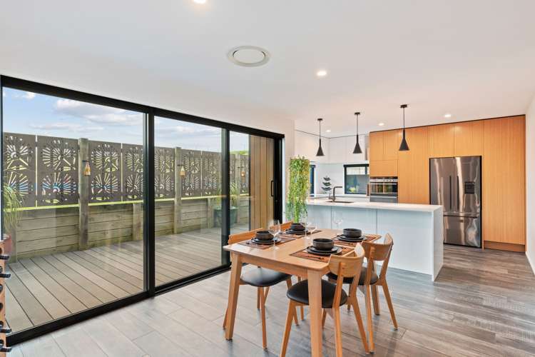 12 Mackillop Way Brooklands_5