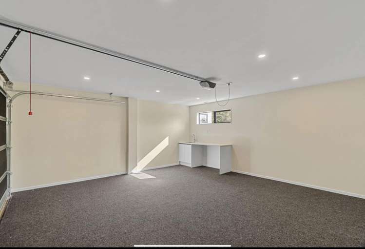 8b Deuxberry Avenue Northcote_13