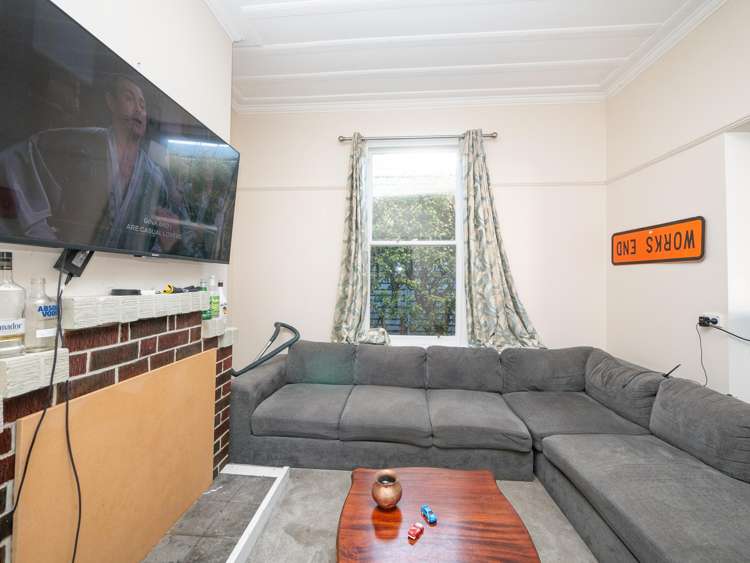 30 Crown Street North East Valley_9