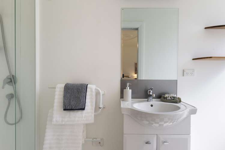 17 Ranelagh Street Karori_14