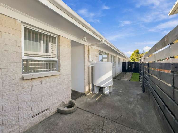 2/105 Coronation Road Papatoetoe_13