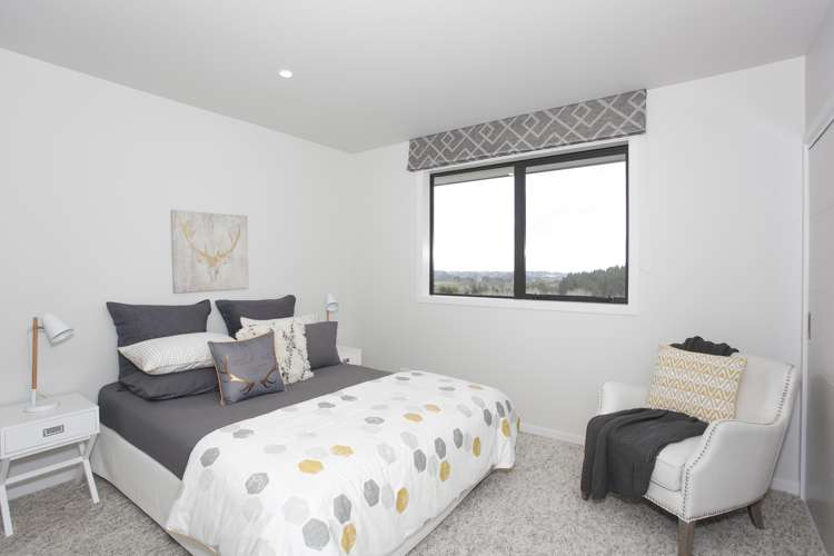 156 Pacific Drive Fitzherbert_14