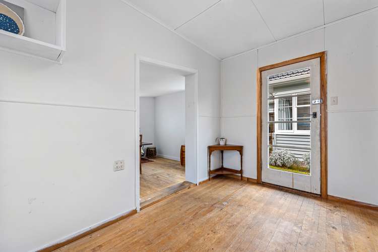 6 Church Street Amberley_23