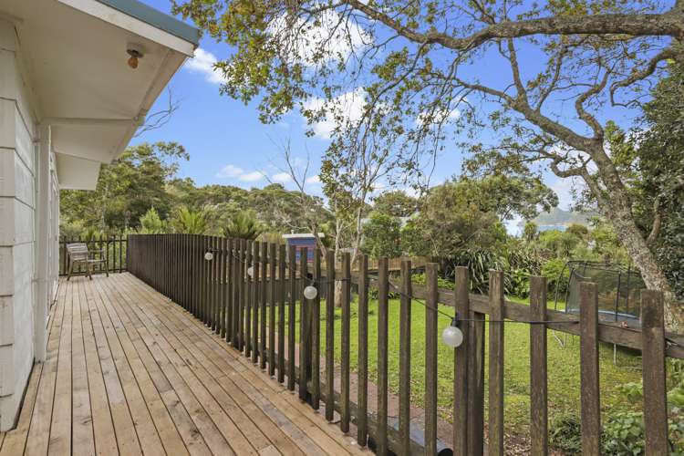 1 Kilgour Terrace Huia_19