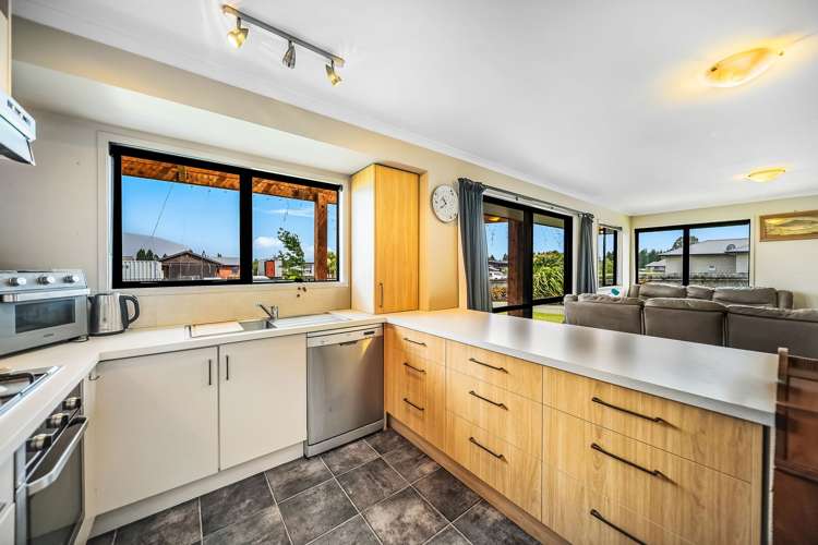 55 Orbell Crescent_2