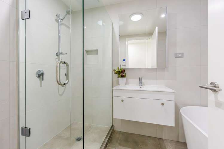 8 Windlass Street Long Bay_16