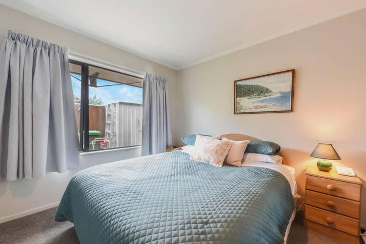 125 Saxton Road Stoke_8