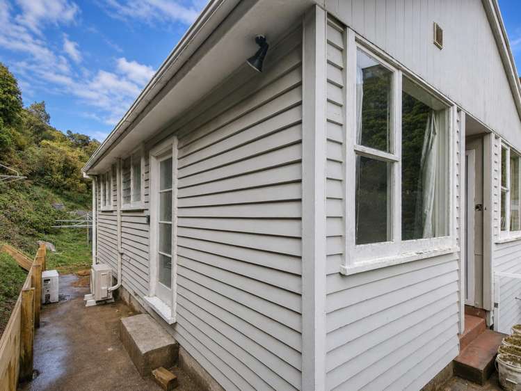 351 Ohiro Road Brooklyn_7