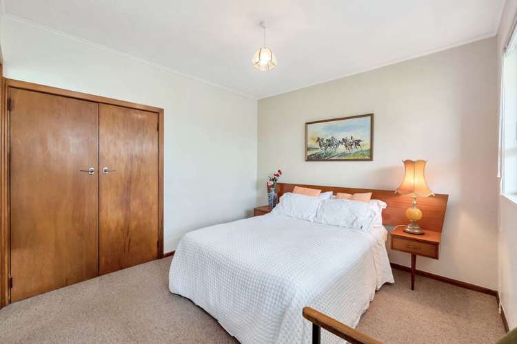 2/8 Westward Ho Glen Eden_13