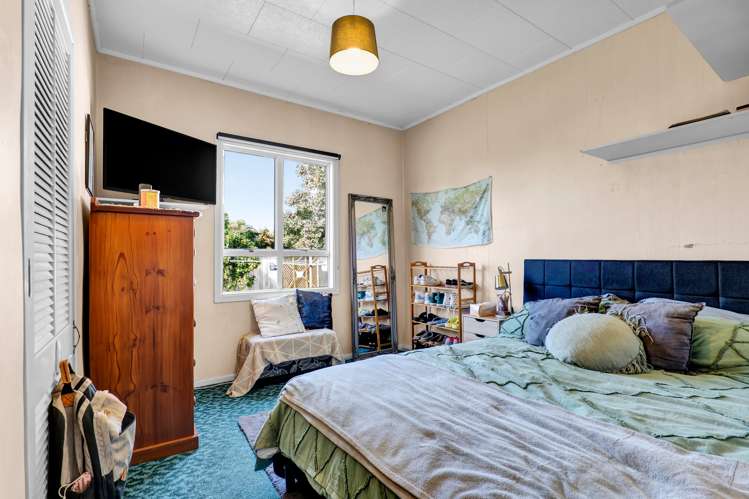 239 Coronation Avenue Welbourn_19