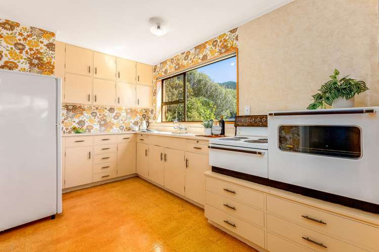 4 Nuffield Street Tawa_13