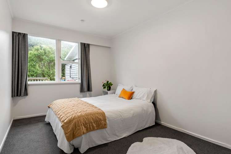 5 Chaucer Way Karori_6